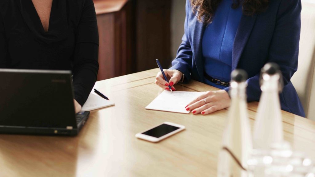 Wifi and technical comforts at the grand at trafalgar square